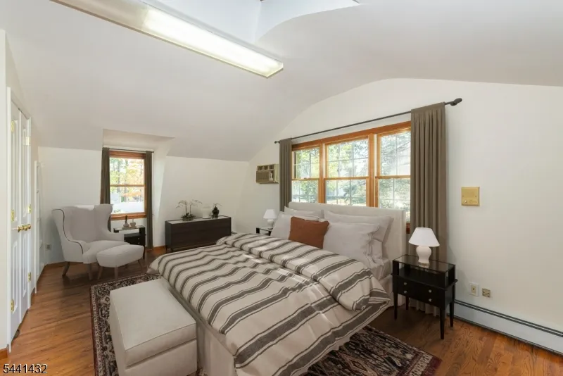 69 W Hanover Ave Morris Plains, NJ 07950