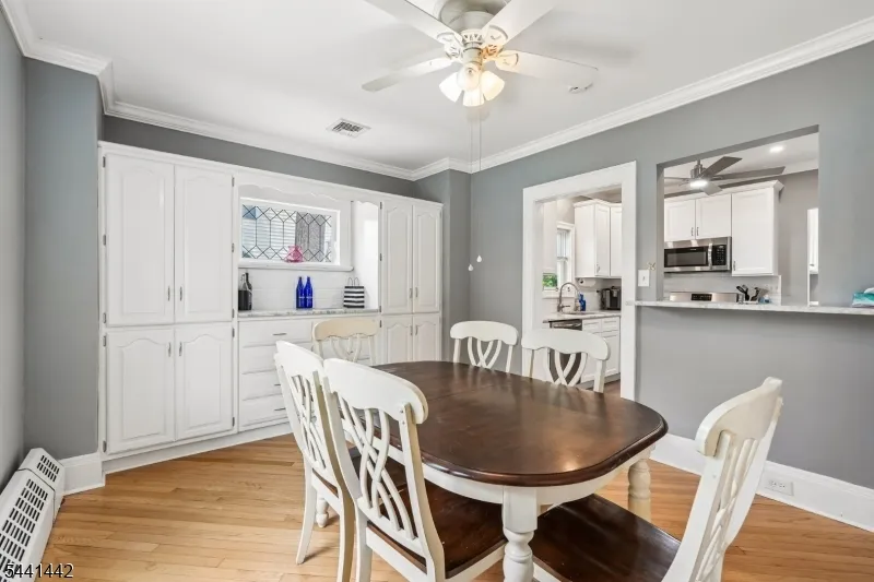 377 Hollywood Ave Fairfield, NJ 07004