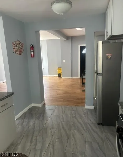 27 Richelieu Ter Newark City, NJ 07106