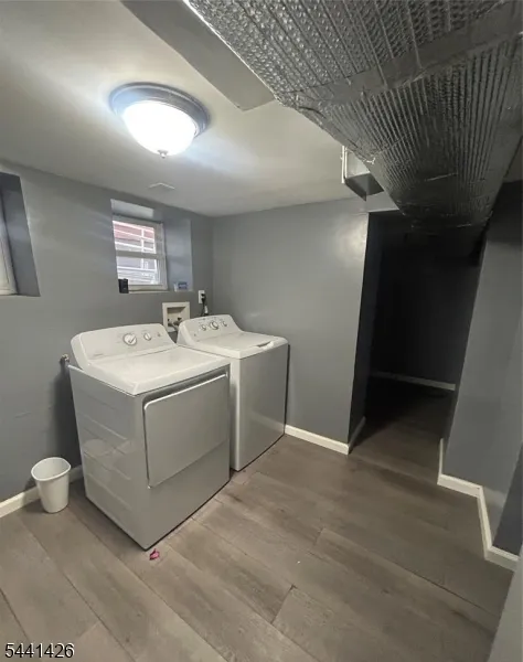 27 Richelieu Ter Newark City, NJ 07106