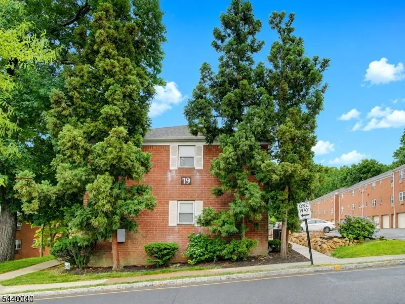 2467 State Route 10 Bldg 19 #1B Unit 1B Parsippany-Troy Hills, NJ 07950