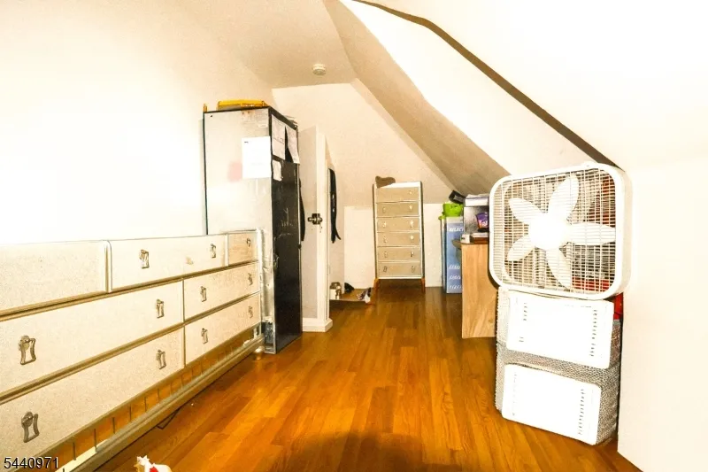 161 Milford Ave Newark City, NJ 07108