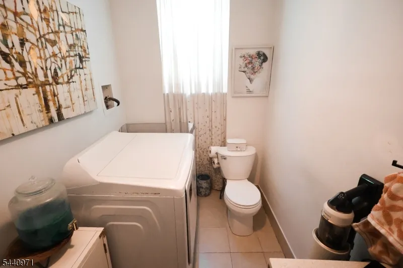 161 Milford Ave Newark City, NJ 07108
