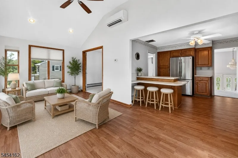 105 VICTORIA DRIVE Clark, NJ 07066