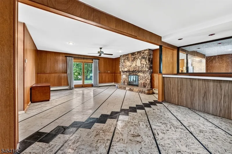 105 VICTORIA DRIVE Clark, NJ 07066