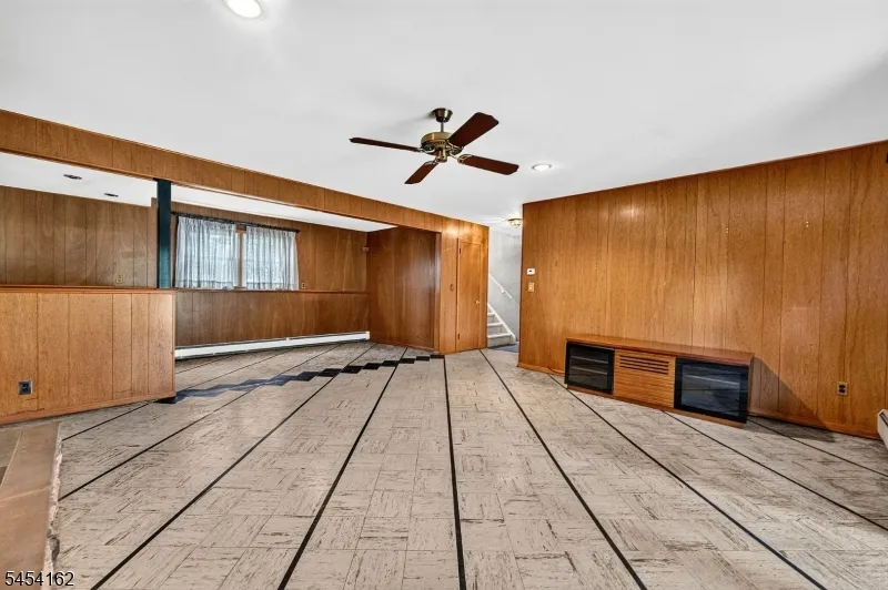 105 VICTORIA DRIVE Clark, NJ 07066