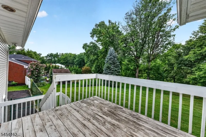 105 VICTORIA DRIVE Clark, NJ 07066