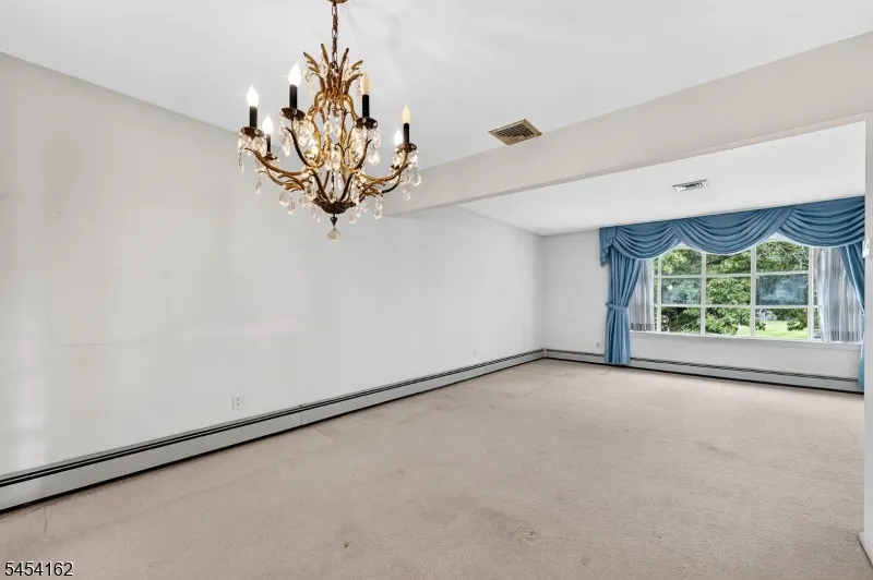 105 VICTORIA DRIVE Clark, NJ 07066