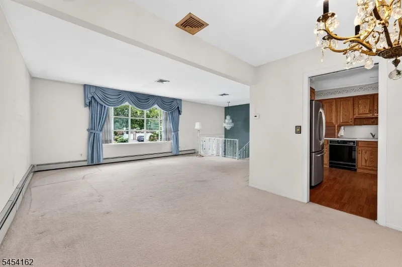 105 VICTORIA DRIVE Clark, NJ 07066