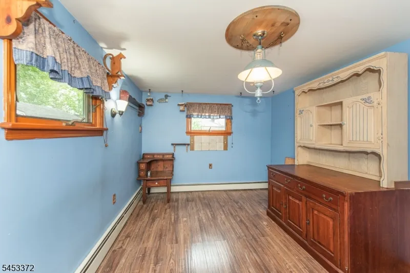 41 Dacotah Ave Parsippany-Troy Hills, NJ 07034
