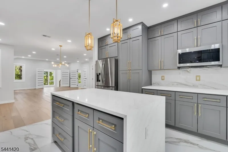 68 North Rd Boonton, NJ 07005