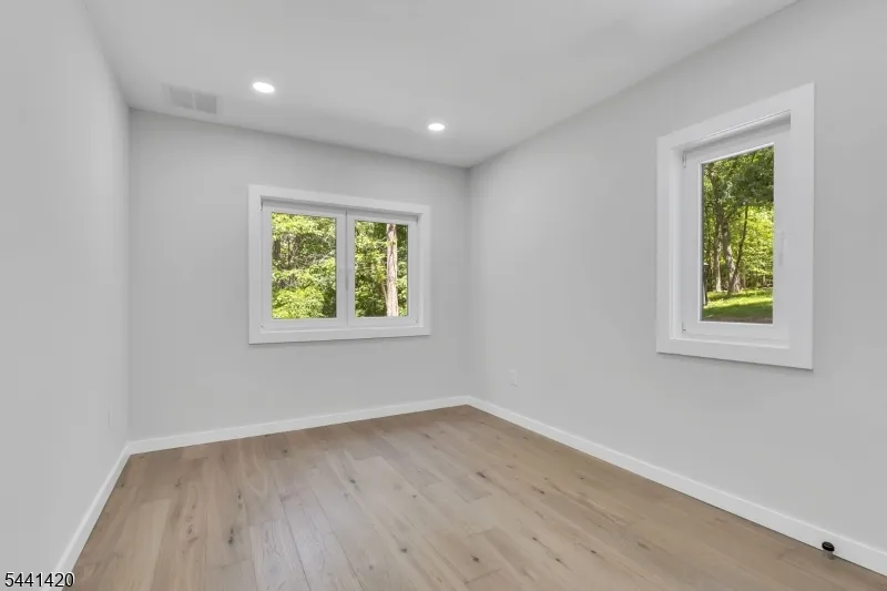 68 North Rd Boonton, NJ 07005