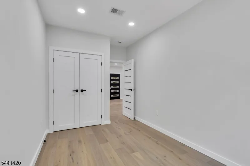 68 North Rd Boonton, NJ 07005