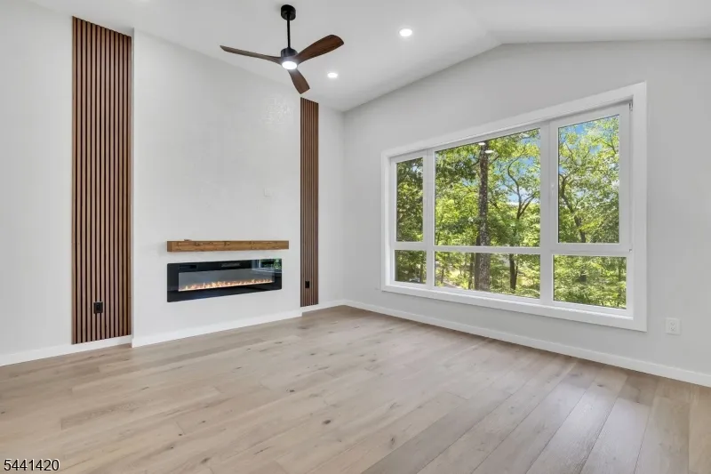 68 North Rd Boonton, NJ 07005