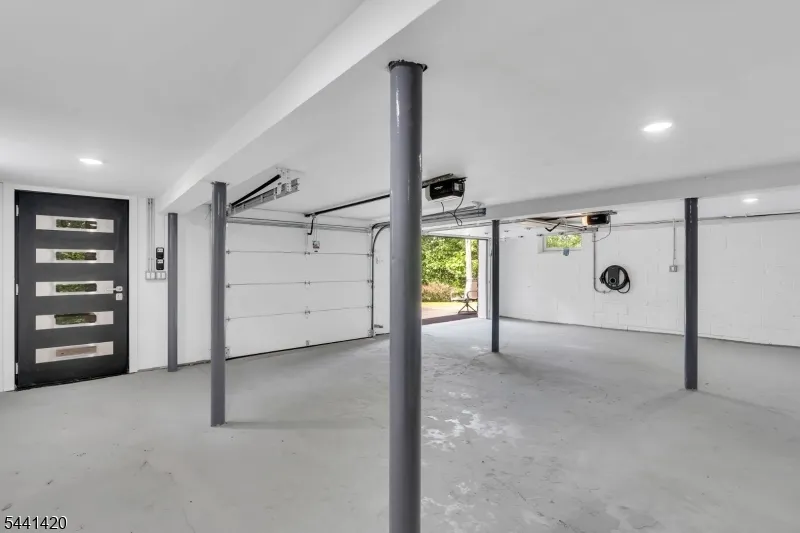 68 North Rd Boonton, NJ 07005