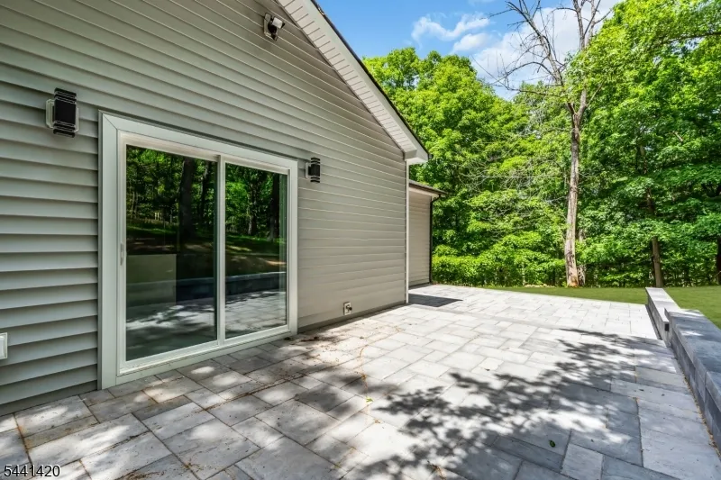 68 North Rd Boonton, NJ 07005