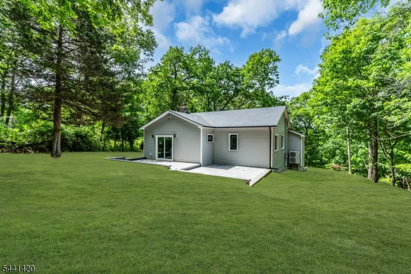 68 North Rd Boonton, NJ 07005