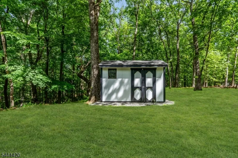 68 North Rd Boonton, NJ 07005
