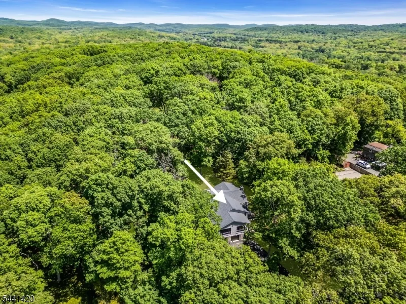 68 North Rd Boonton, NJ 07005