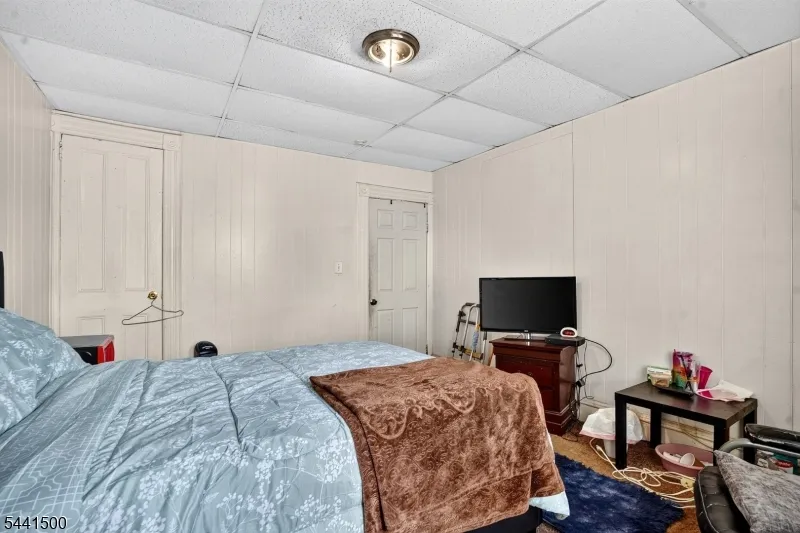 630 Madison Ave Paterson City, NJ 07514