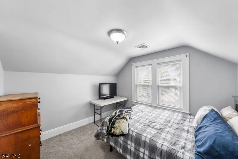 113 Arthur St Linden City, NJ 07036