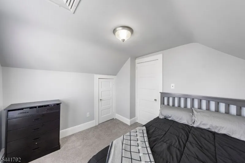 113 Arthur St Linden City, NJ 07036