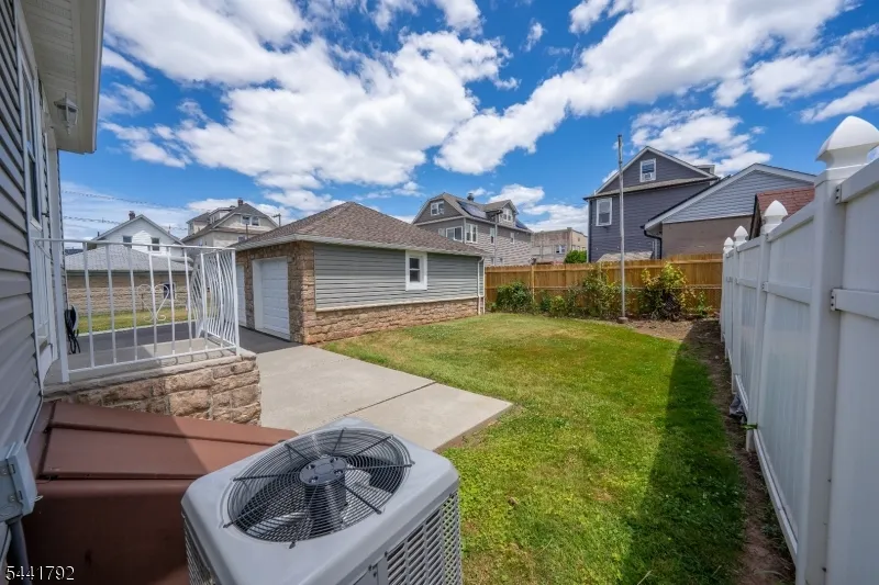 113 Arthur St Linden City, NJ 07036