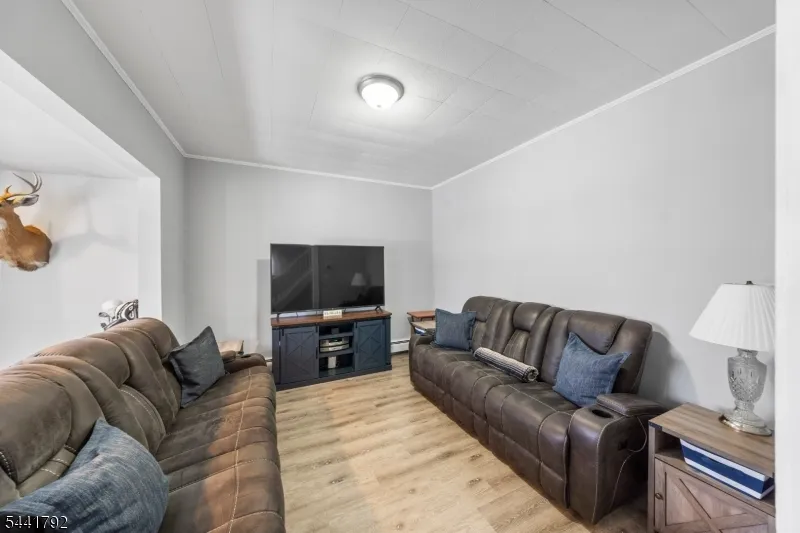 113 Arthur St Linden City, NJ 07036