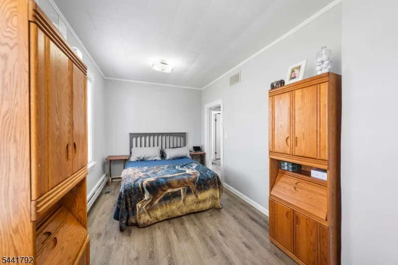 113 Arthur St Linden City, NJ 07036