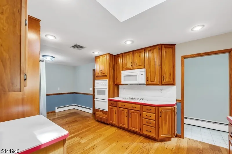 160 Degray St North Haledon, NJ 07508