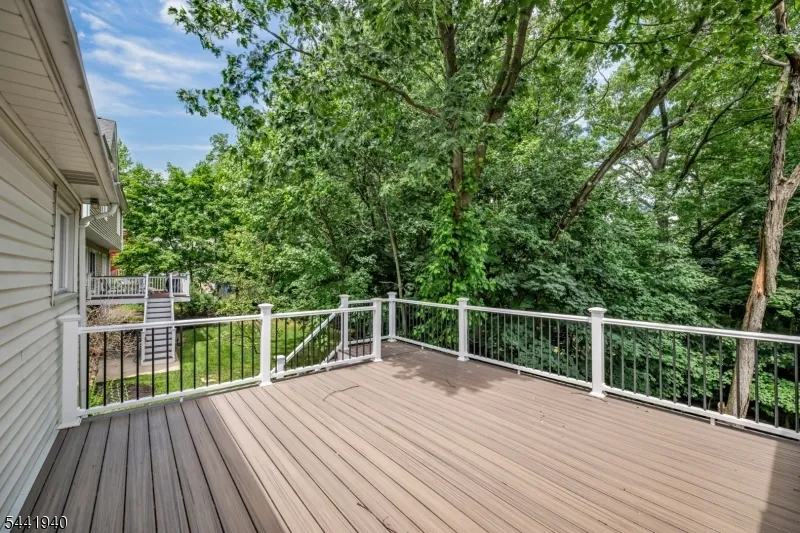 160 Degray St North Haledon, NJ 07508