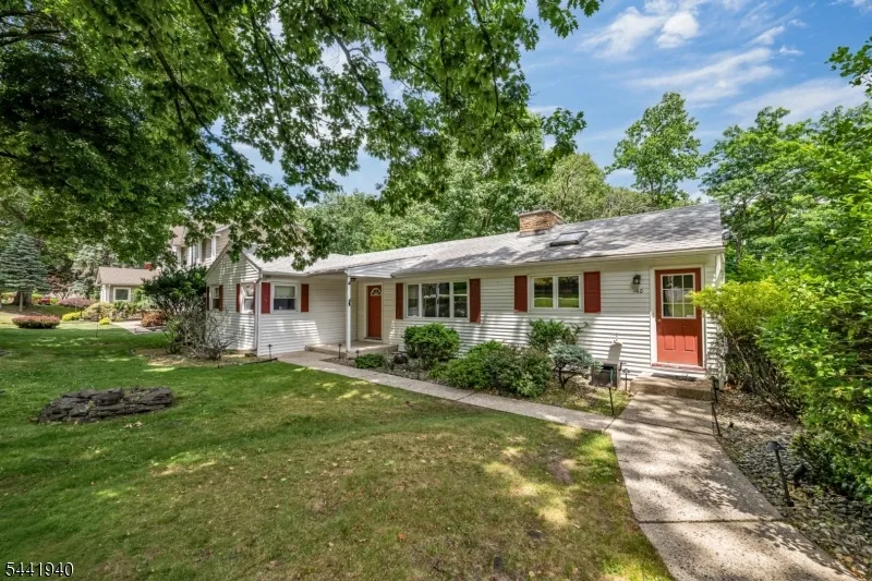160 Degray St North Haledon, NJ 07508