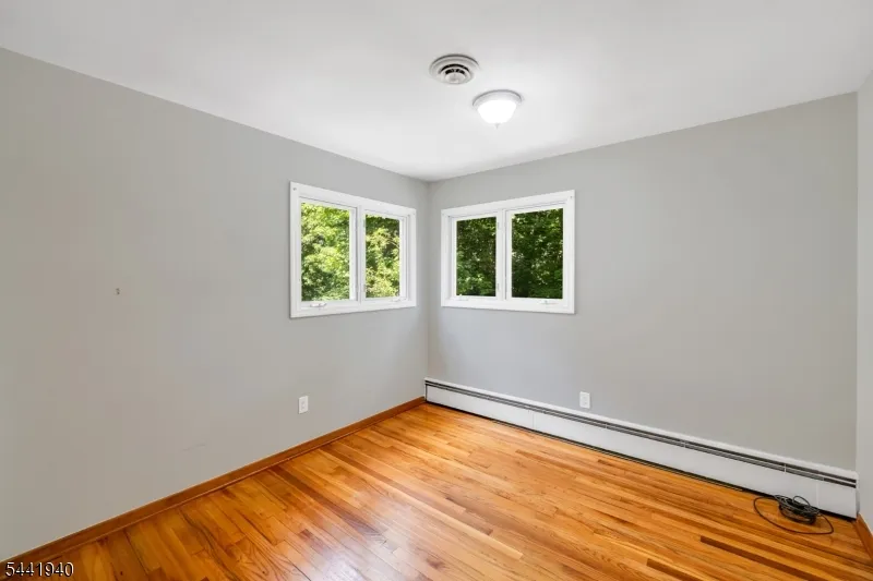 160 Degray St North Haledon, NJ 07508