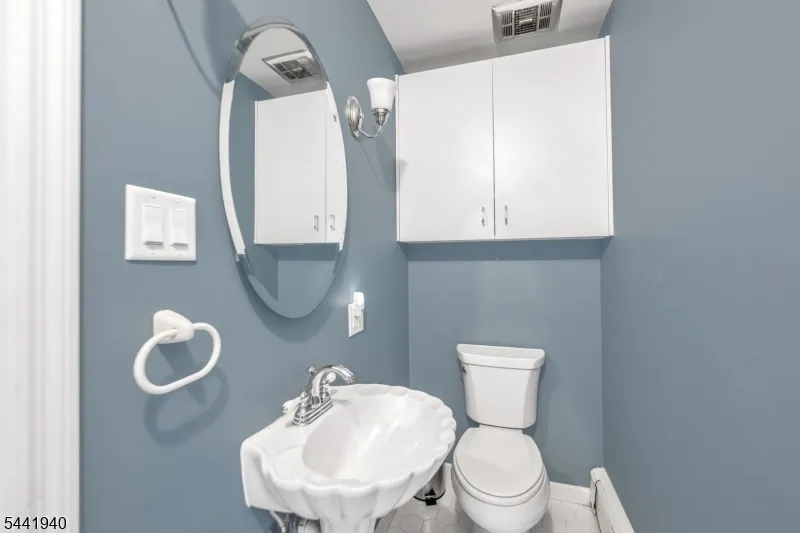160 Degray St North Haledon, NJ 07508