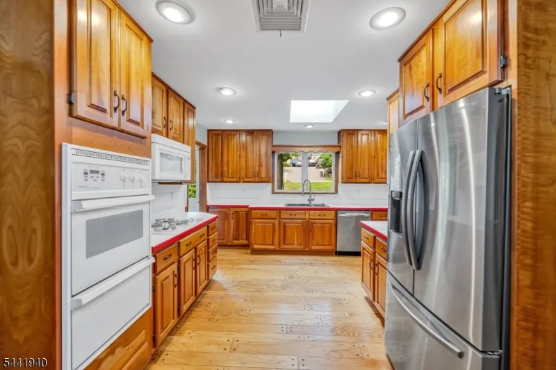 160 Degray St North Haledon, NJ 07508