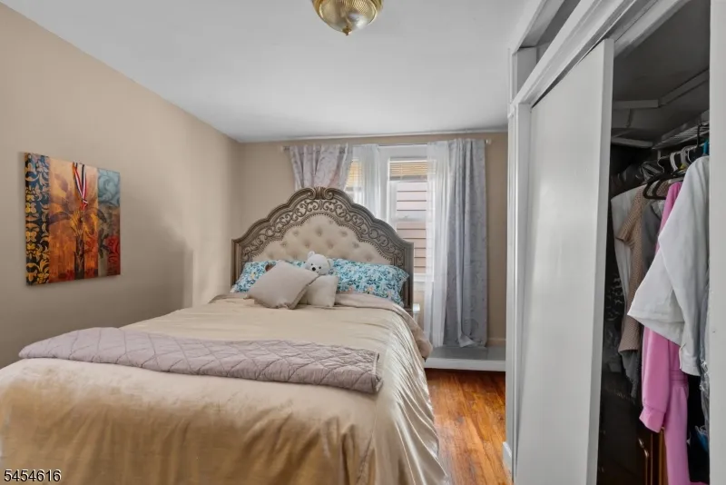 121 Scofield St Newark City, NJ 07106