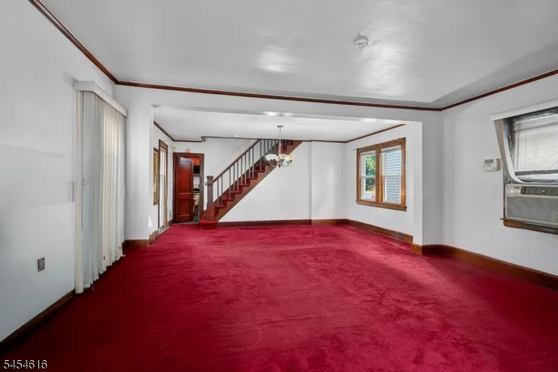121 Scofield St Newark City, NJ 07106