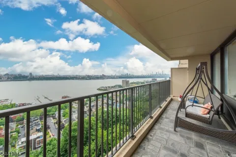 3 Horizon Road #1007 Unit 1007