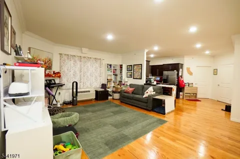 6708 Jackson St #8 Unit 8