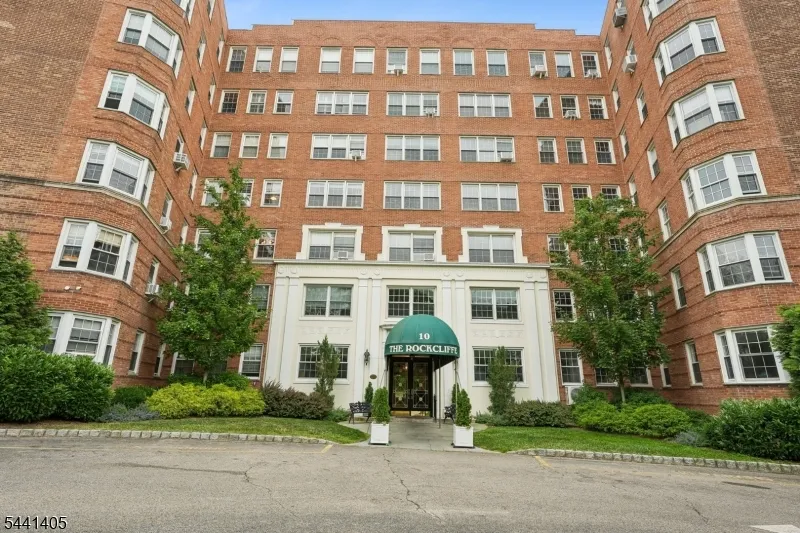 10 Crestmont Rd #2N Unit 2N Montclair, NJ 07042