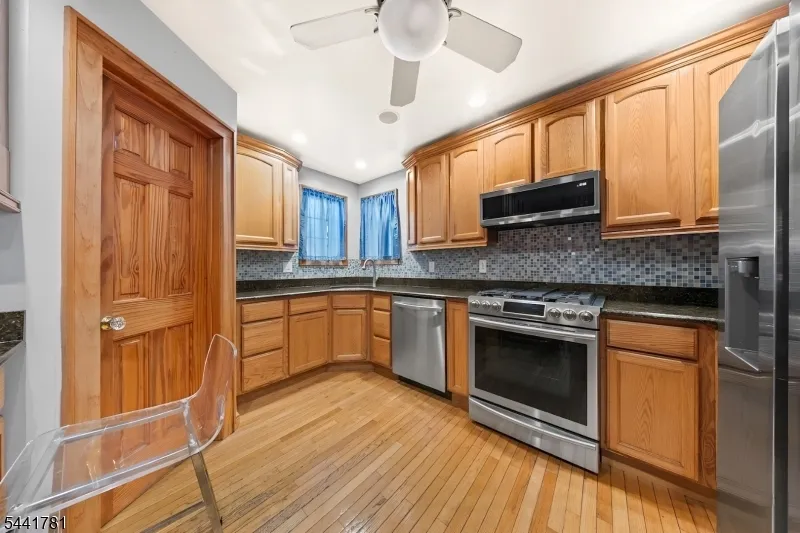 217 Sheridan Ave Roselle Park, NJ 07204