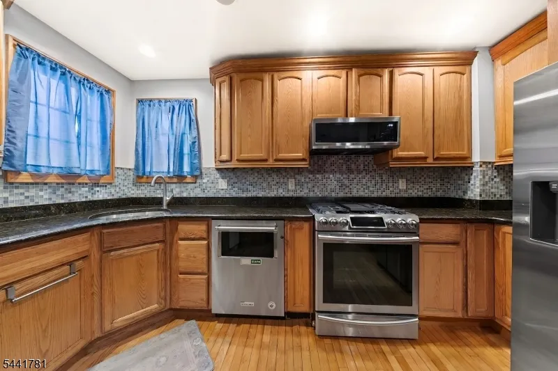 217 Sheridan Ave Roselle Park, NJ 07204
