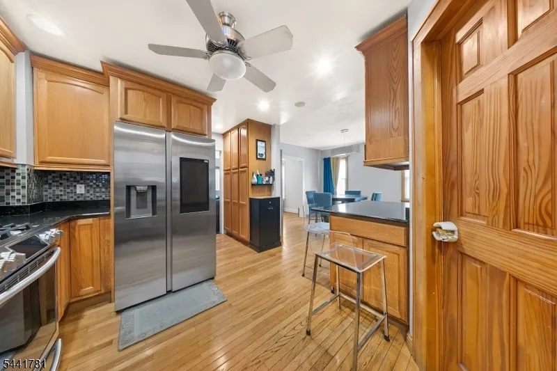 217 Sheridan Ave Roselle Park, NJ 07204