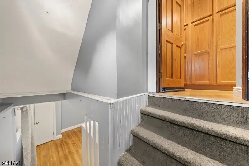 217 Sheridan Ave Roselle Park, NJ 07204