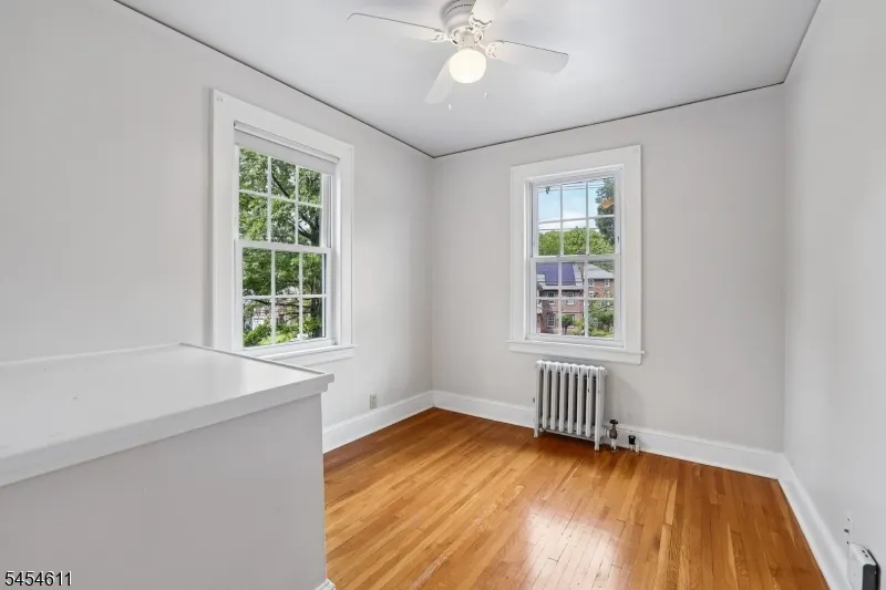 22 Elm St Tenafly, NJ 07670