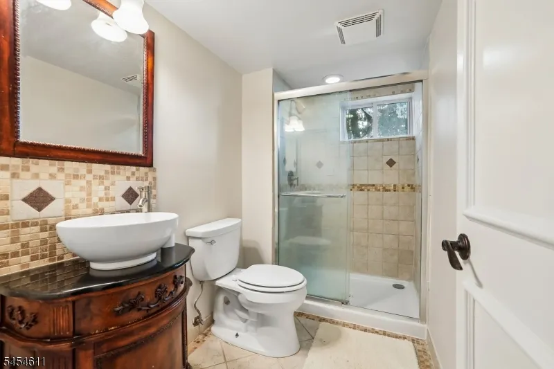 22 Elm St Tenafly, NJ 07670