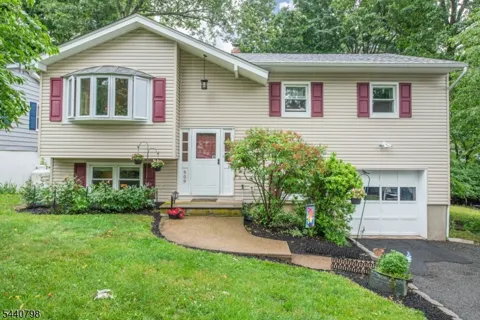 309 Knox Way