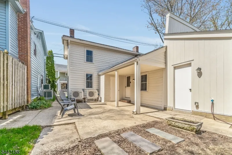570 Spring Mills Rd. Alexandria, NJ 08848