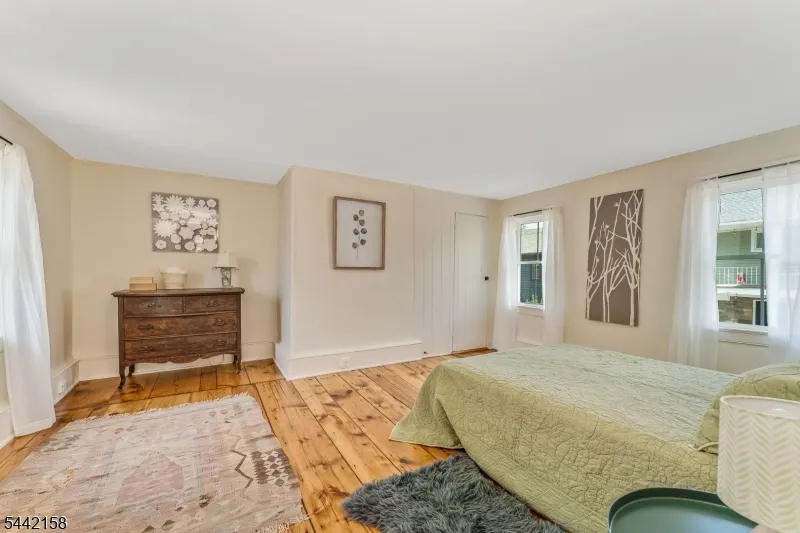 570 Spring Mills Rd. Alexandria, NJ 08848