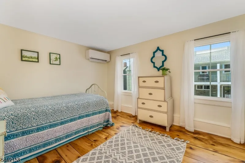 570 Spring Mills Rd. Alexandria, NJ 08848